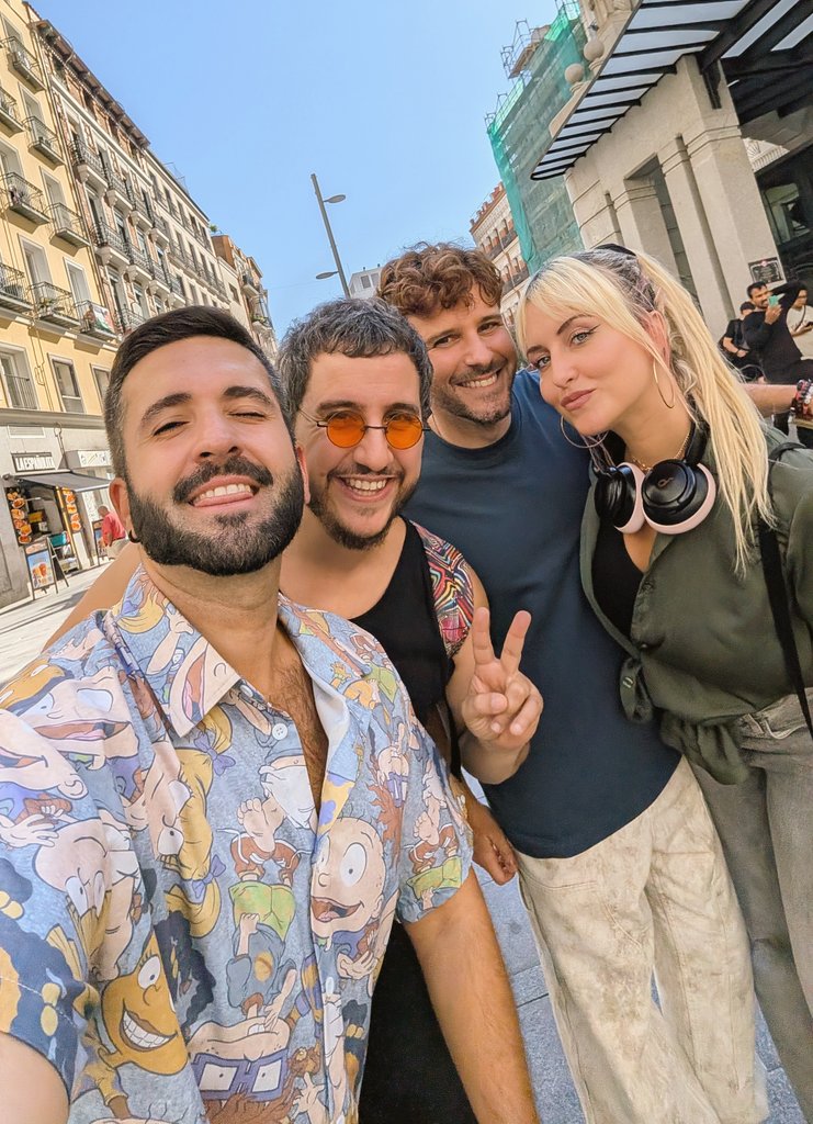 En breve van a pasar cosicas en directo aquí 📺 youtube.com/live/19H5n8zmt…