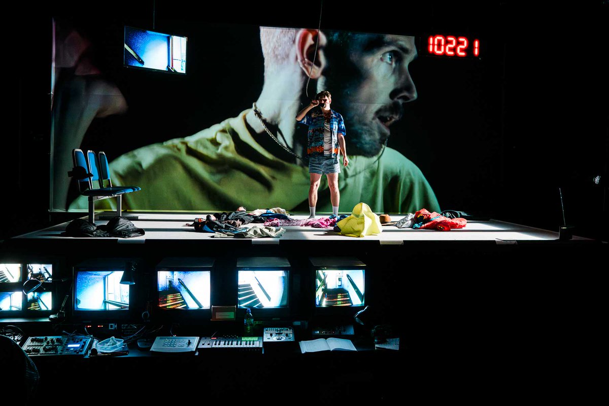 ShotputTheatre's tweet photo. Really happy to share these new ARLINGTON shots by Brian Hartley 📸 👁️

Come see us:
👁️ Tonight &amp; tomorrow 17&amp;18 Oct at @CnauldTheatre
👁️ 22-25 Oct at @TronTheatre
👁️ 6-8 Nov at @traversetheatre https://t.co/EL0kofqSoA