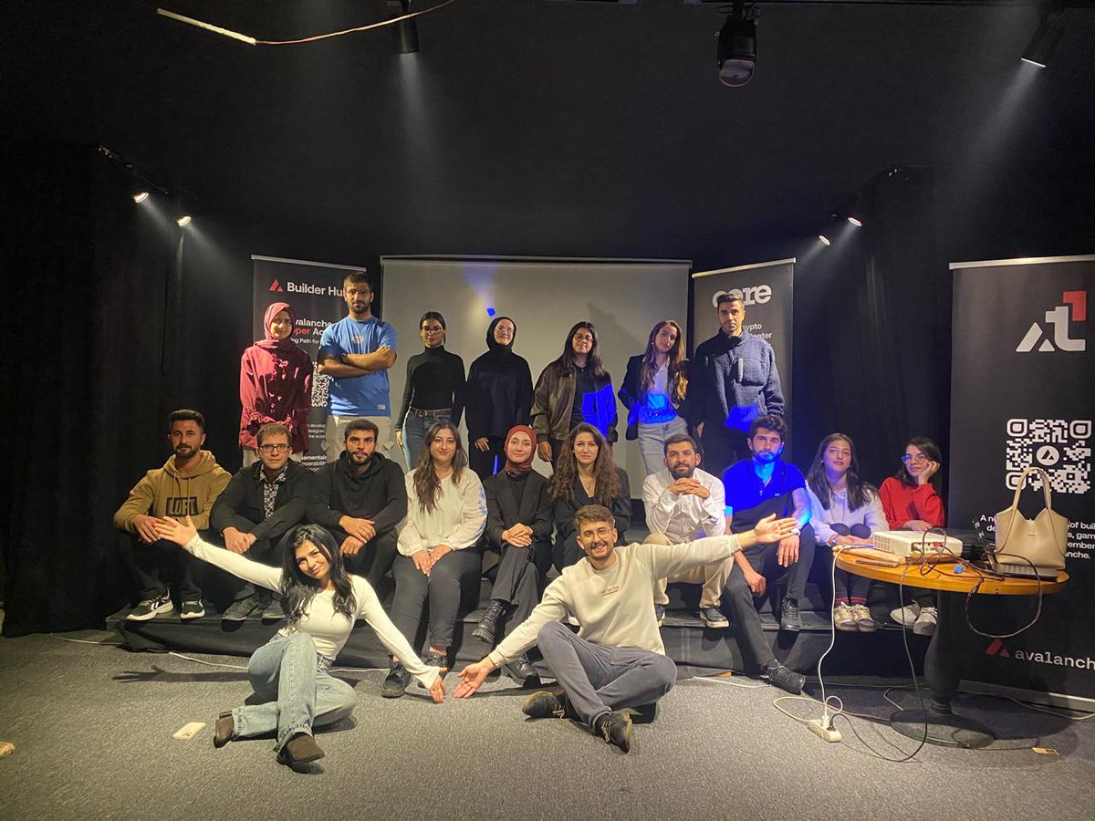 Avalanche Team1 tweet media