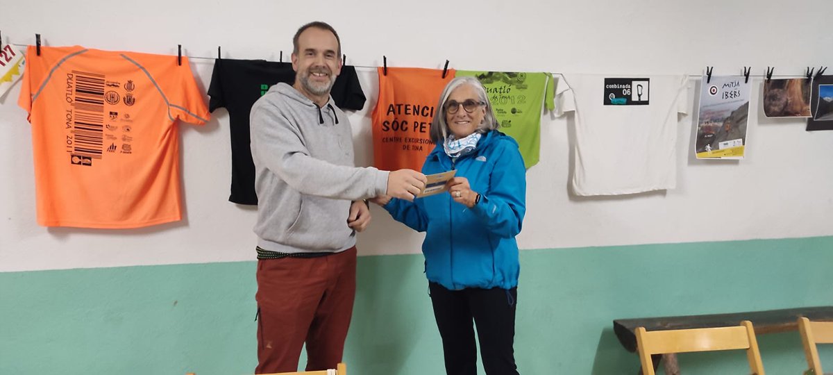 cextona's tweet photo. ✨ JA TENIM GUANYADORA! ✨

El sorteig que vam celebrar a la darrera de les Caminades a la posta ja té nom: la guanyadora del 1r premi d'enguany és la Joana Terradellas! https://t.co/XXtQoExkMq