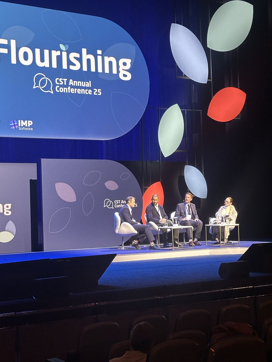 Debbie Secker tweet media