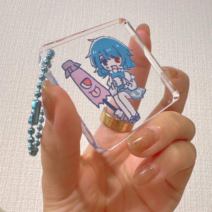 ②新作のアクリルキーホルダー 50mm50mm厚みが8mmとしっかりしていて、自立します! 絵柄は3種類あります。いずれも、同じ柄で両面印刷。 旅のお供に連れて行っていただいて、一緒に写真など撮ってください 価格:各1,000円