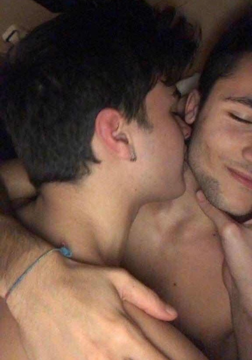 could be us but you playing (@couldbeuslgbt) on Twitter photo 