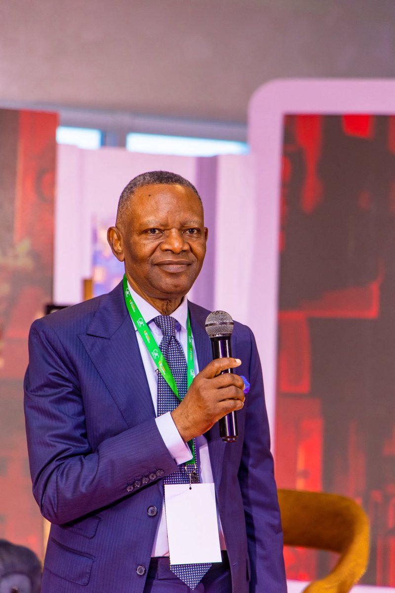 MFMBofficial1's tweet photo. Frank Aigbogun, Publisher - @BusinessDayNg, delivering the opening remarks at the Family Business Summit 2025.

#FamilyBusinessSummit2025 #FamilyBusiness https://t.co/mSTTeyPqRb