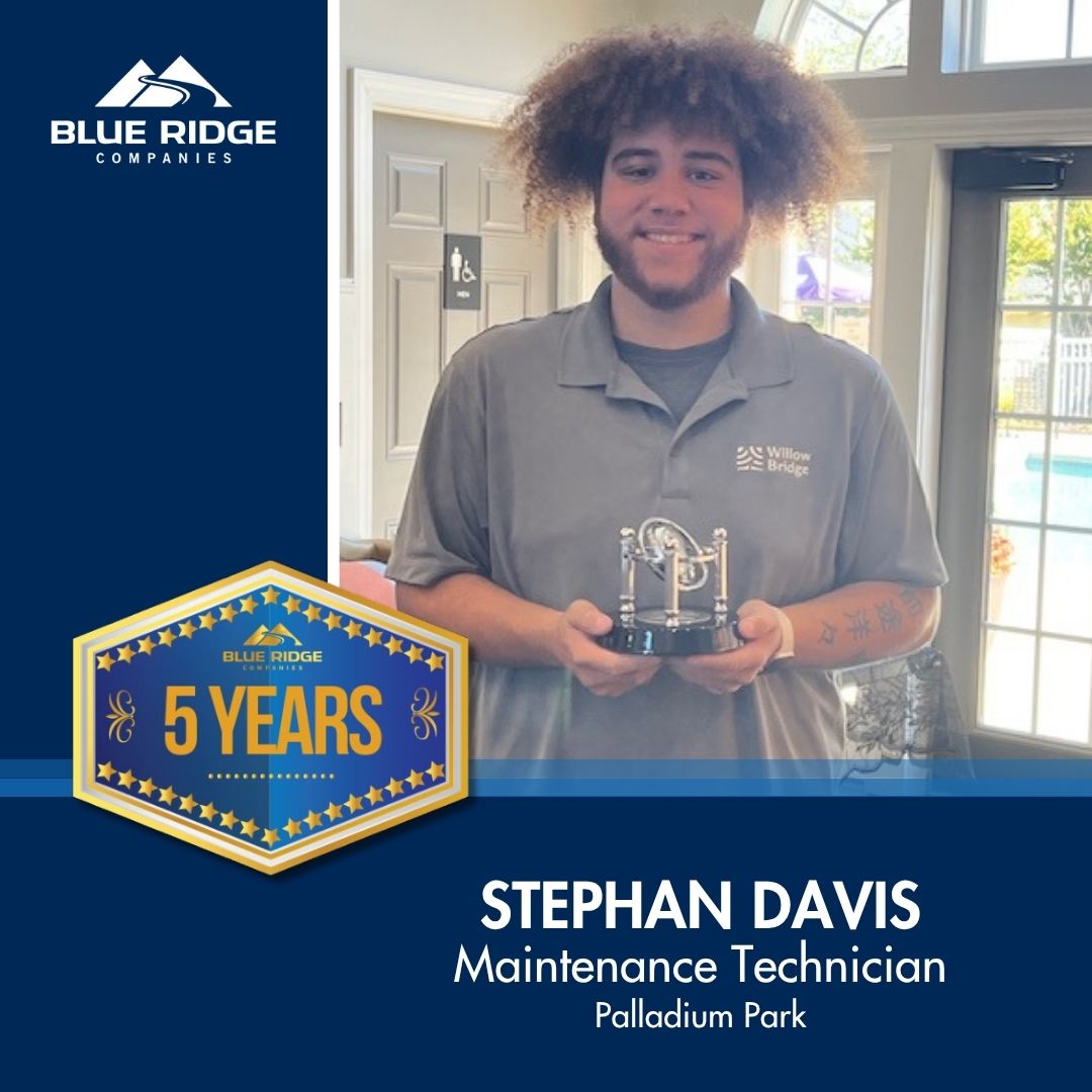 👏 Cheers to 5 Amazing Years! 👏
We’re thrilled to celebrate Stephan Davis, Maintenance Technician at Palladium Park, for achieving 5 years with BRC!

Stephan’s skill and reliability have been invaluable, and we’re excited to see his continued success with Willow Bridge.