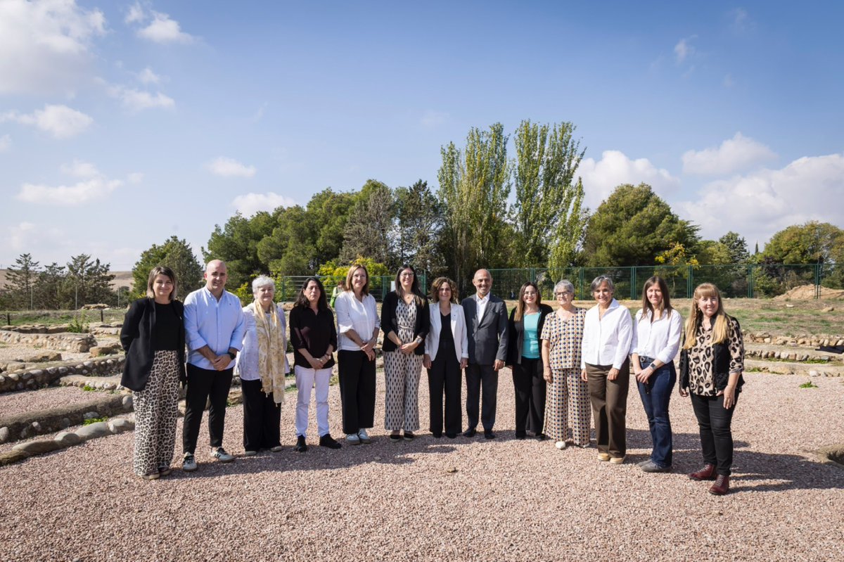❗️ Presentem 'El Renaixement del Pla d’Almatà', el projecte de recuperació integral del jaciment arqueològic de Balaguer!

La iniciativa de <a href="/cultura_cat/">Cultura</a> i <a href="/ciutatbalaguer/">Paeria de Balaguer</a> posa al centre el jaciment d'època andalusina més gran conservat a Catalunya.

🔗 govern.cat/salapremsa/not…