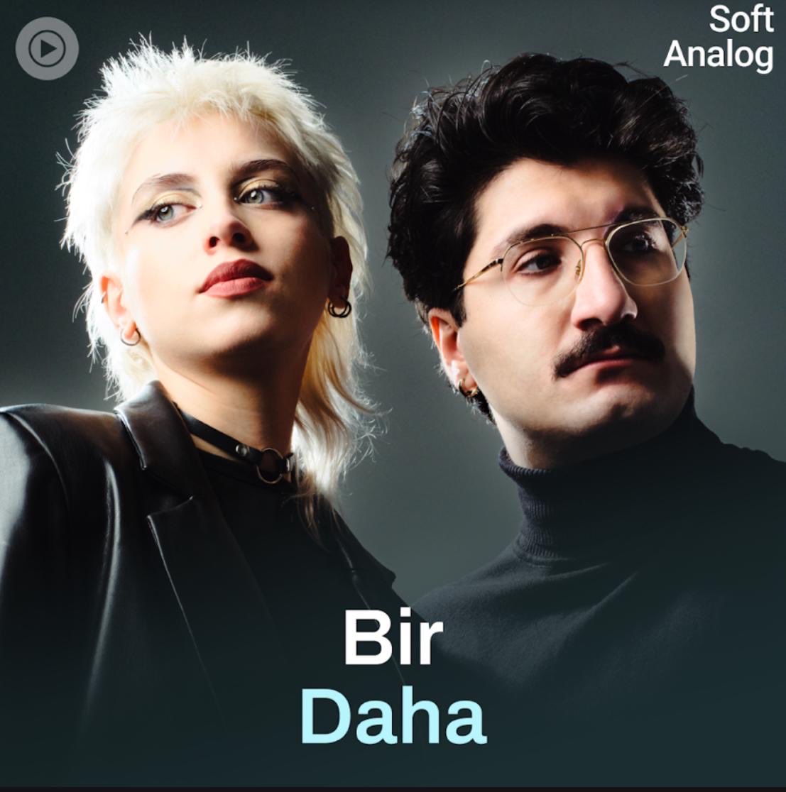 softanalog's tweet image. “Sakın Ağlama Ardından” çıktı ve bu listelerde bizi bulabilirsiniz 🎉