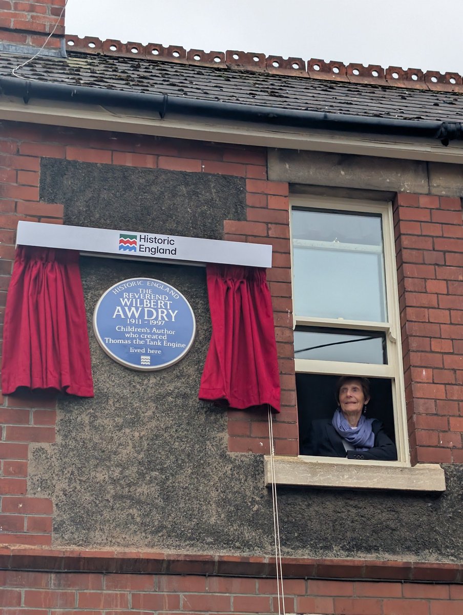 Luke Ryan tweet media