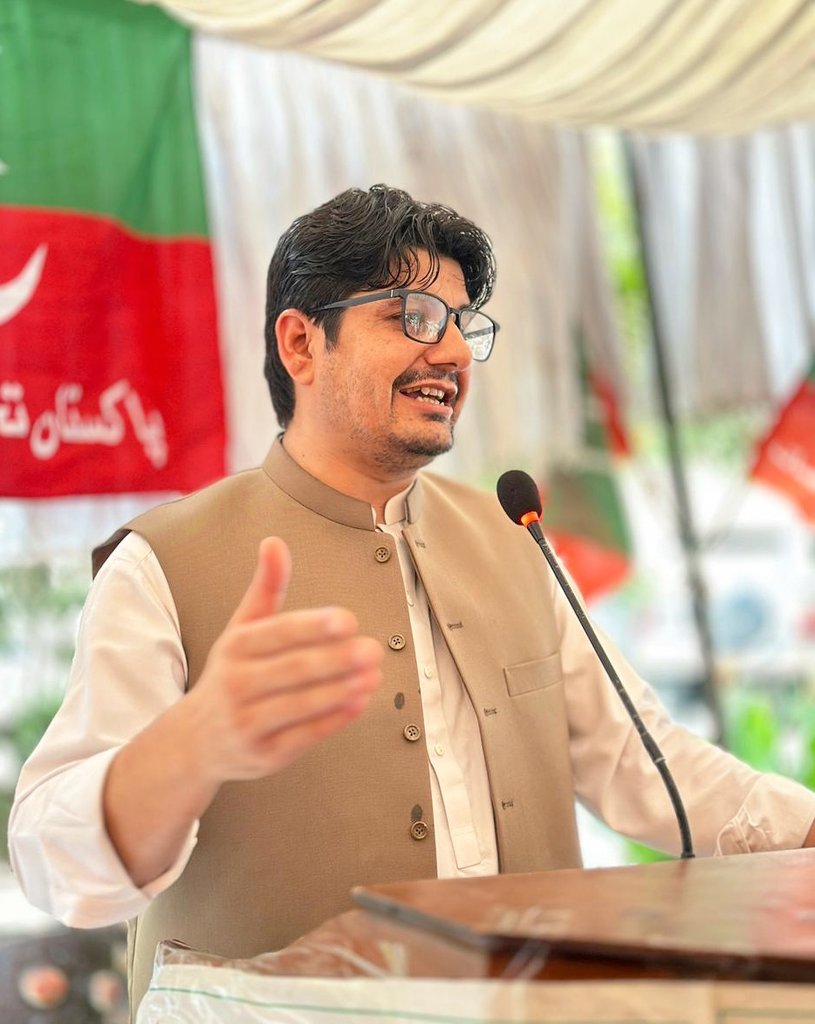 Hajimuhammad55's tweet photo. “Since May 9, the Insaf Doctors Forum Khyber Pakhtunkhwa has played a remarkable and commendable role. Therefore, the Health Advisor should be appointed from the Insaf Doctors Forum, as it holds extensive experience and expertise in the health sector.”
#AdvisorHealthFromIDFKP https://t.co/HNTn1gaQIM