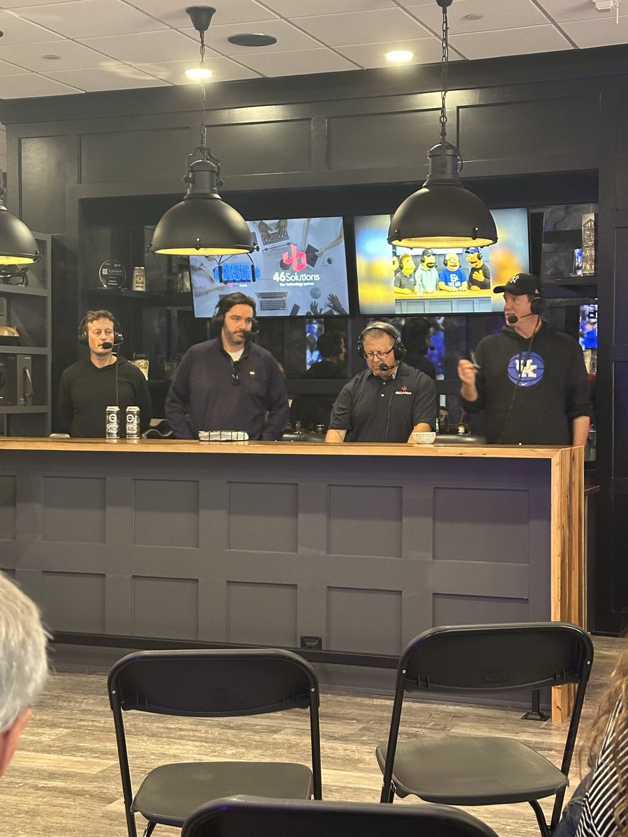 TheKYGameday's tweet photo. Great show from KSR live from @46_solutions @KySportsRadio https://t.co/Ef1X7OvkHl