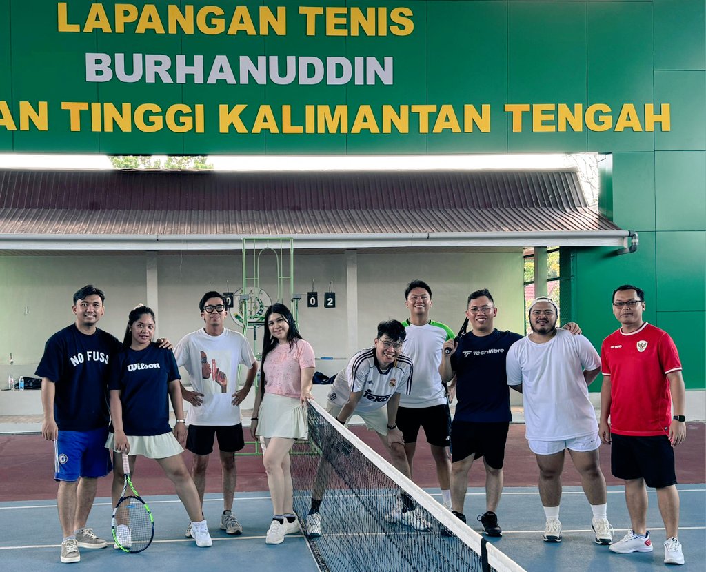 Kristali13's tweet photo. Tiba2 tenis..😅 https://t.co/MBaEPTkbwO