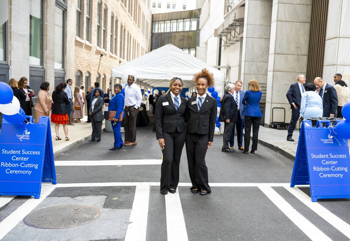 Last week, I helped welcome Georgia State’s new Student Success Center — built to meet students where they are and guide them to graduation.

As a former working student from a single-parent home, I know how vital that support is 💙🐾

#RepPhil #TheStateWay #GaPol