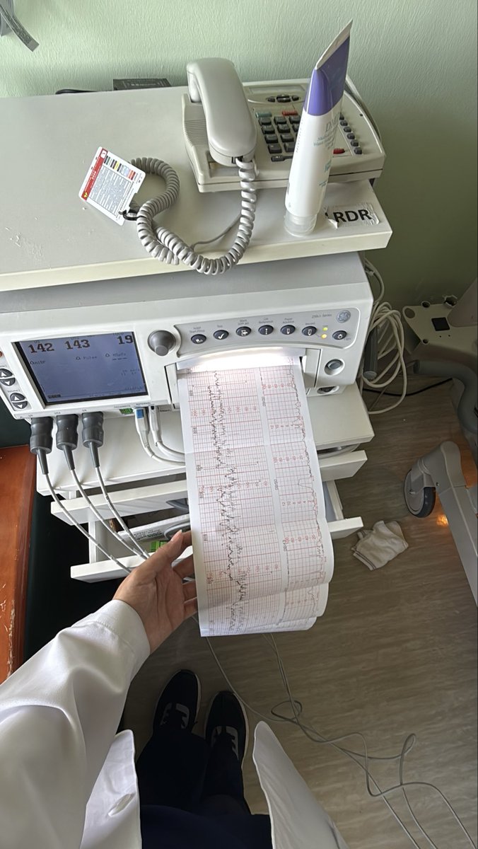 𝑅𝑒𝑦 tweet media