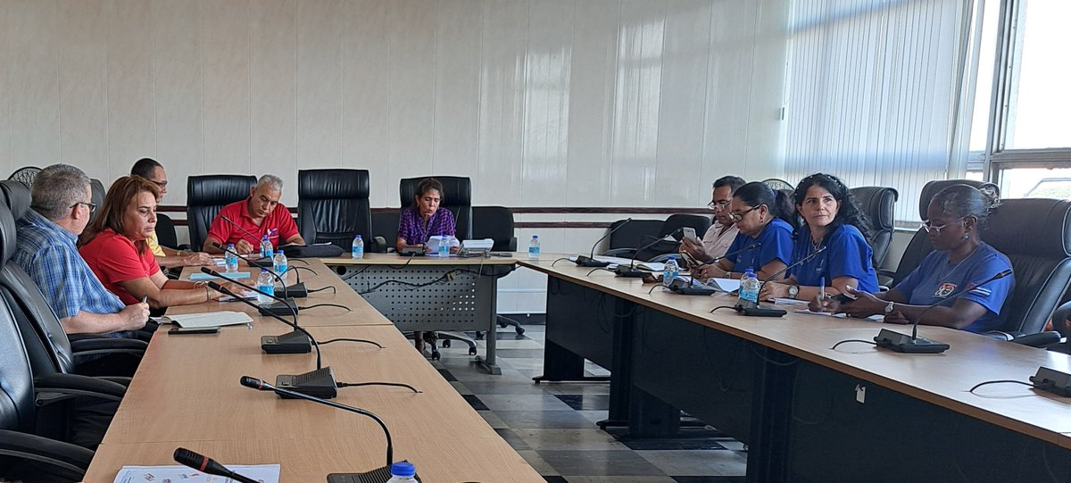 Ministerio de Energía y Minas de Cuba 🇨🇺 (@energiaminascub) on Twitter photo Ahora sesiona el Pleno de nuestro Sindicato Nacional. Se analiza el 
funcionamiento, la política de cuadros y la emulación socialista a nivel de país. Participan   <a href="/AbadVigoa/">Argelio Jesús Abad Vigoa</a> y <a href="/AlfredoLpezVald/">Alfredo López Valdés</a> Ahora sesiona el Pleno de nuestro Sindicato Nacional. Se analiza el 
funcionamiento, la política de cuadros y la emulación socialista a nivel de país. Participan   <a href="/AbadVigoa/">Argelio Jesús Abad Vigoa</a> y <a href="/AlfredoLpezVald/">Alfredo López Valdés</a>