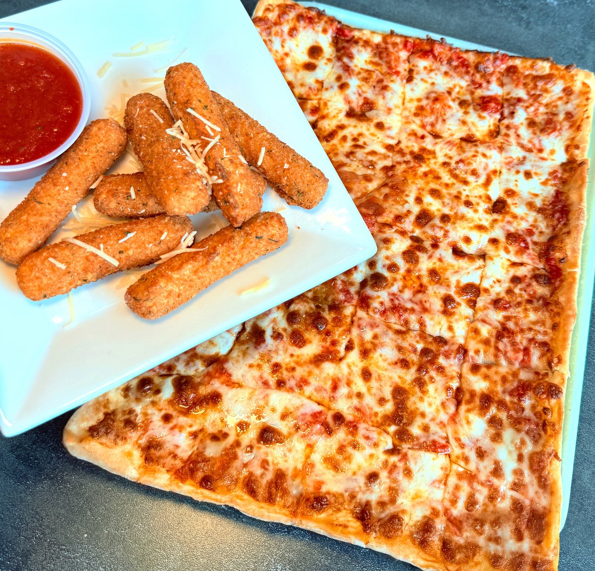 ‼️ FRIDAY GIVEAWAY - 1955 DEAL‼️
Enter our $100 Ledo Pizza Gift Card GIVEAWAY - COMMENT ON and SHARE this post by TONIGHT at 9:59PM EDT (October 17th, 2025) and be entered to win a $100 Ledo Pizza Promotional Gift Card. One winner will be chosen!

1955 DEAL ($19.55)
14" LEDO