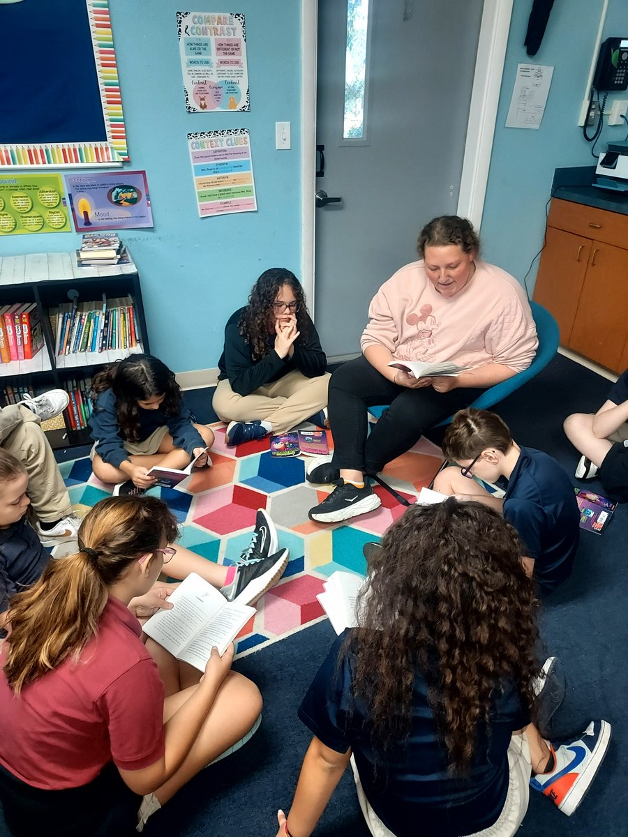 📖 Spooky Stories in New Port Richey! 📖

Last week Miss Wagner’s class dove into a chilling Read-Aloud as part of their Author Study on R.L. Stine. Perfect way to celebrate the season and spark a love for reading!

#SpookySeason #NPRCampus