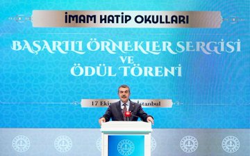 First image shows a man in a suit standing at a podium with a blue backdrop featuring Turkish flags and text in Turkish reading Imam Hatip Okulları Başarılı Örnekler Sergisi Ödül Töreni dated 17 EKİM İSTANBUL. Second image depicts a group of people including women in headscarves and men in suits gathered around a white vintage-style car with ornate designs and a banner reading KASIM 2023 DİN GENEL MÜDÜRLÜĞÜ İMAM HATİP ORTAOKULU in a modern building entrance. Third image captures a large audience of mostly men in suits seated in an auditorium with wooden architecture, banners, and flowers on stage. Fourth image shows a man in a suit presenting a trophy to young people including boys and girls in casual clothes and headscarves on a blue-curtained stage with microphones and awards.