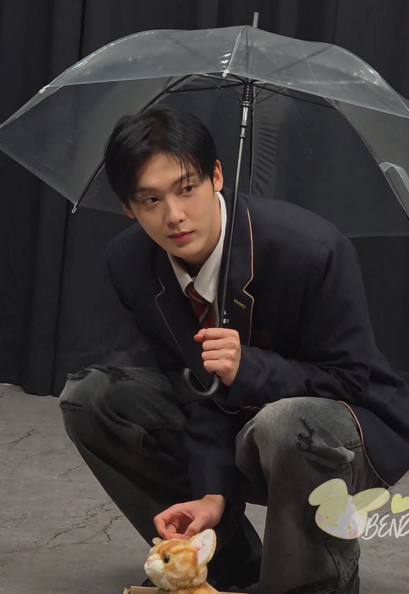 he has that kind of natural beauty you just can't replicate #윤산하