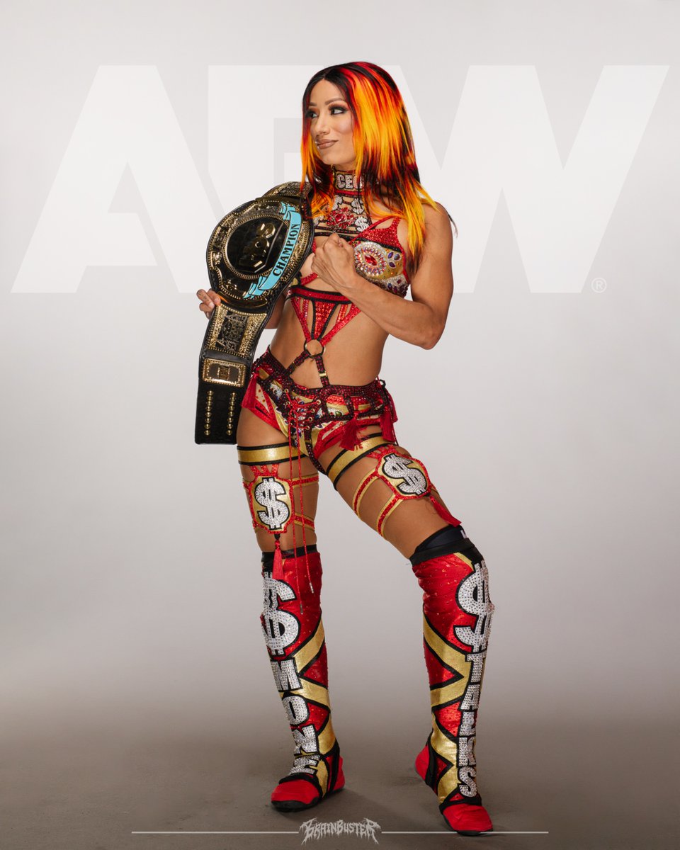 MercedesVarnado's tweet photo. The longest and greatest TBS champion of all time! 
Congratulate me you marks  
🤑🤑🤑🤑
#509days https://t.co/2AvFW4abmy