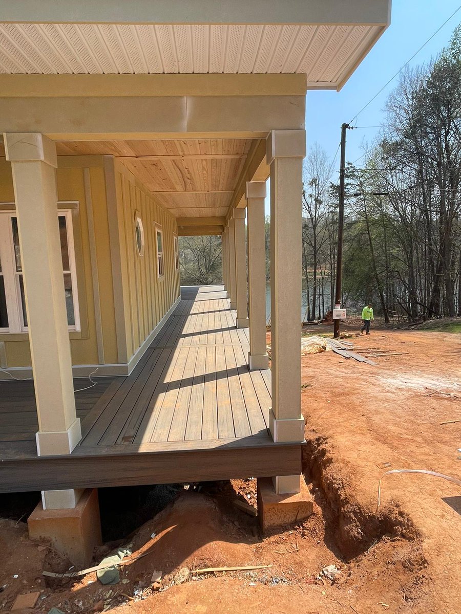 MacawServices's tweet photo. Beautiful siding installation completed in South Carolina! Our team transformed this home’s exterior with durable, energy-efficient siding that enhances both protection and curb appeal. At Macaw Construction Services, we take pride in delivering quality craftsmanship.

#UUSS https://t.co/avnZKqG7R7
