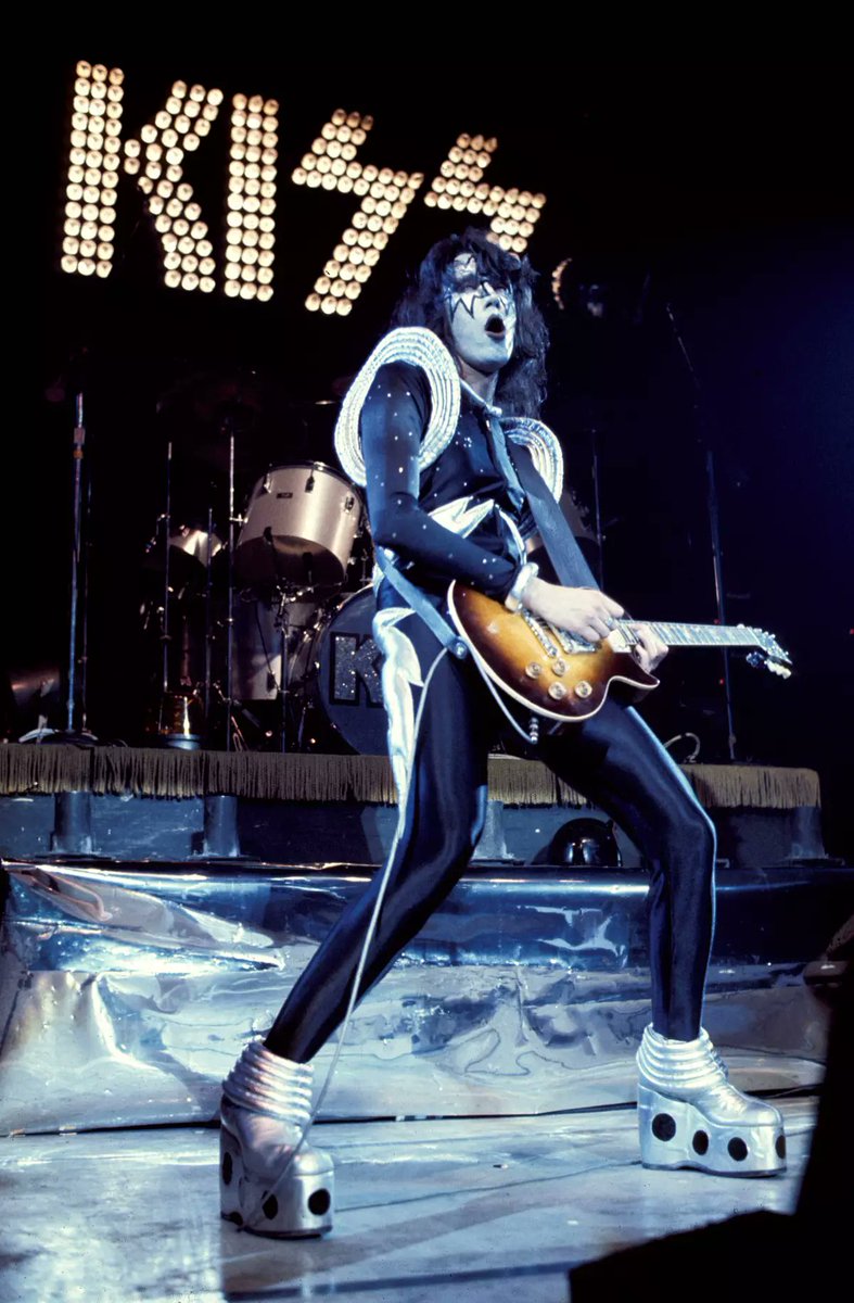 Rest in peace and glory, Space Man. Thanks for the music and the memories. <a href="/ace_frehley/">Ace Frehley</a> #RIPAce
