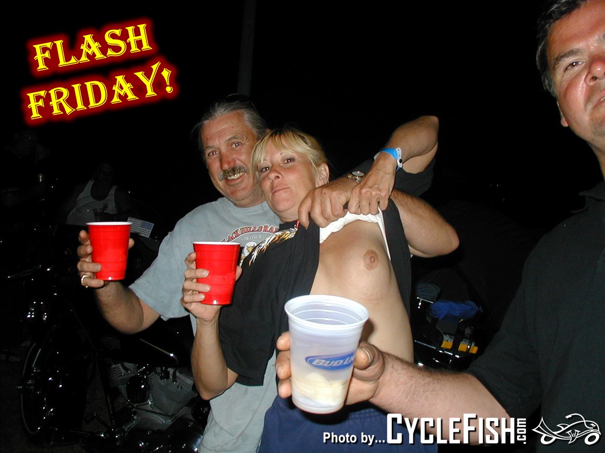 CycleFishEvents's tweet photo. Sometimes you just need a little help :-)
https://t.co/LnWgOlNbOP
#FlashFriday #flashtits https://t.co/QYHOyqrqty