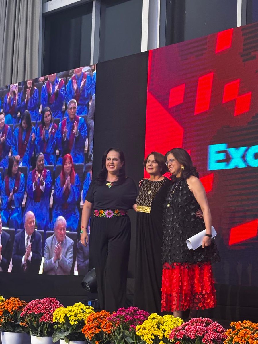 Hermanas trabajando por una causa común: educación de calidad