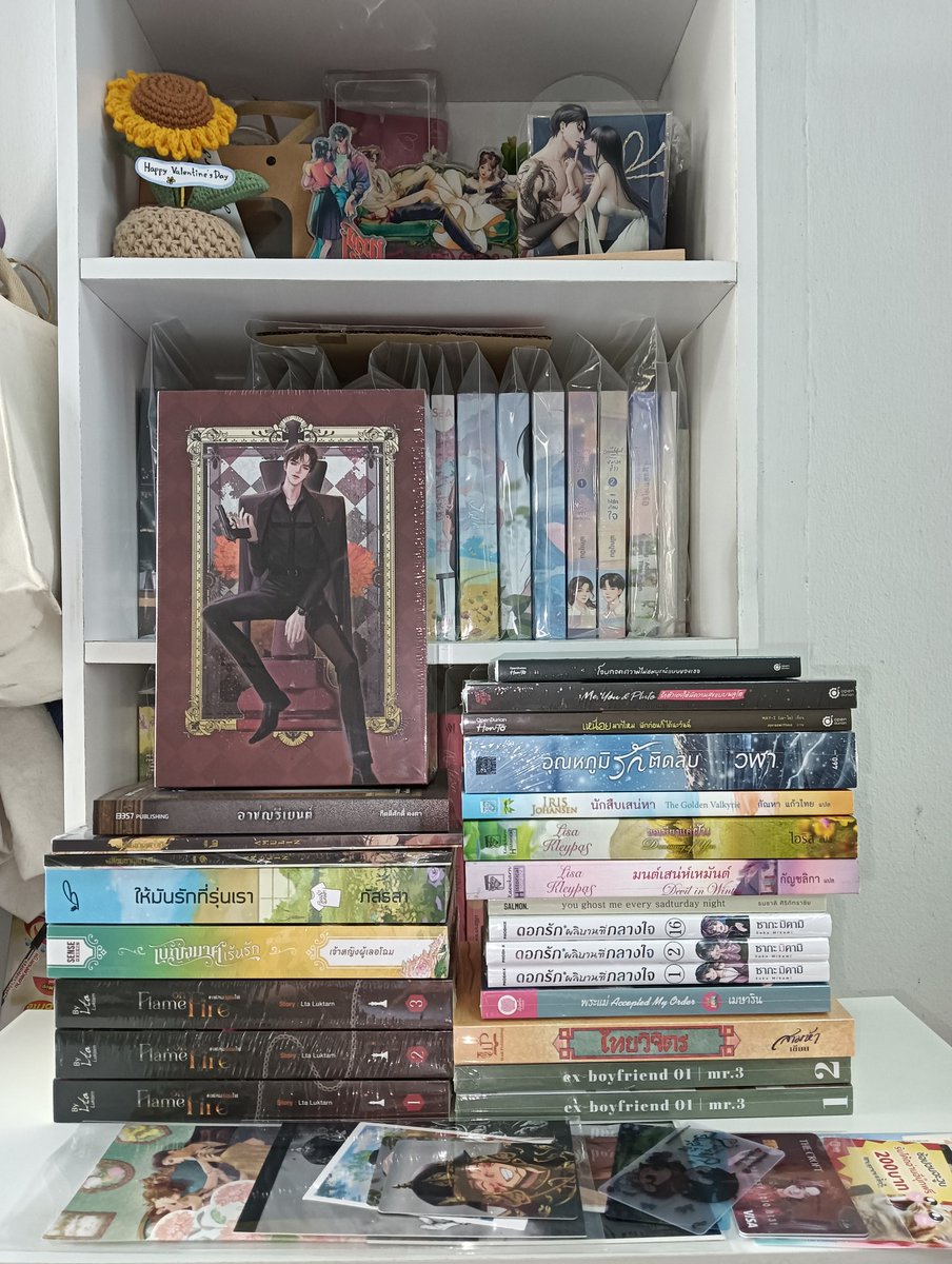 งานมหกรรมหนังสือระดับชาติครั้งที่30นี้ได้มาทั้งหมดรวมboxพี่ไฟด้วยก็24เล่มพอดีงับบบ 🫣

ซื้อเท่าที่ไหว  ❎
ซื้อเท่าที่อดข้าวไหว   ✅🤣
ซื้อเท่าที่หิ้วกลับบ้านไหว ✅

ก่อนไปงาน : ไม่ซื้อดูอย่างเดียว กดในชปถูกกว่า

แต่ที่เห็นคืออออ ไม่ดูซื้ออย่างเดียว 55555 สงสัยไปผิดสโลแกน 555555