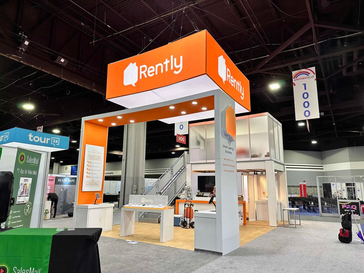 Xibeo's tweet image. Go double-deck in 2026.

We can help you design your double-decker booth buff.ly/MqlWz4a 

#tradeshowbooth #tradeshowboothdesign