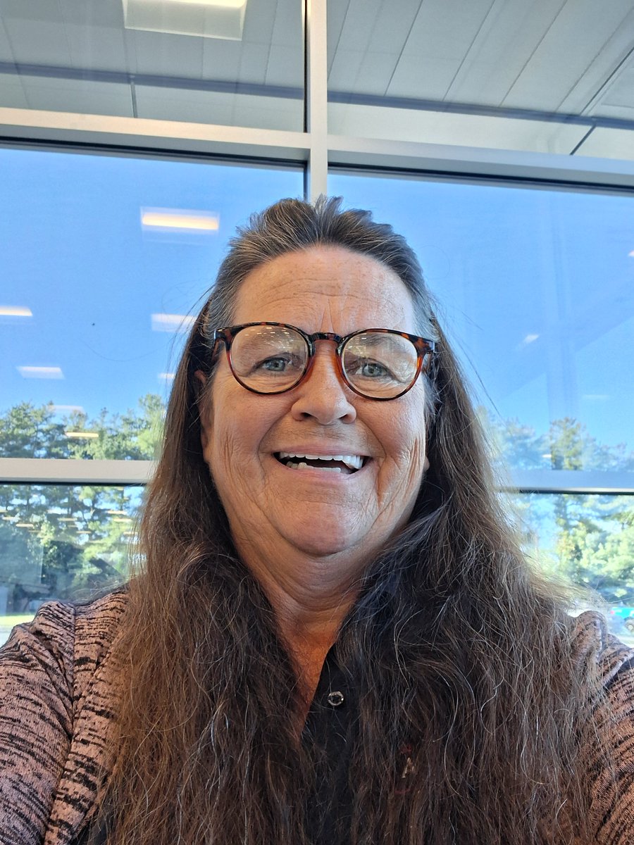 Jennie.....NO DMs tweet media