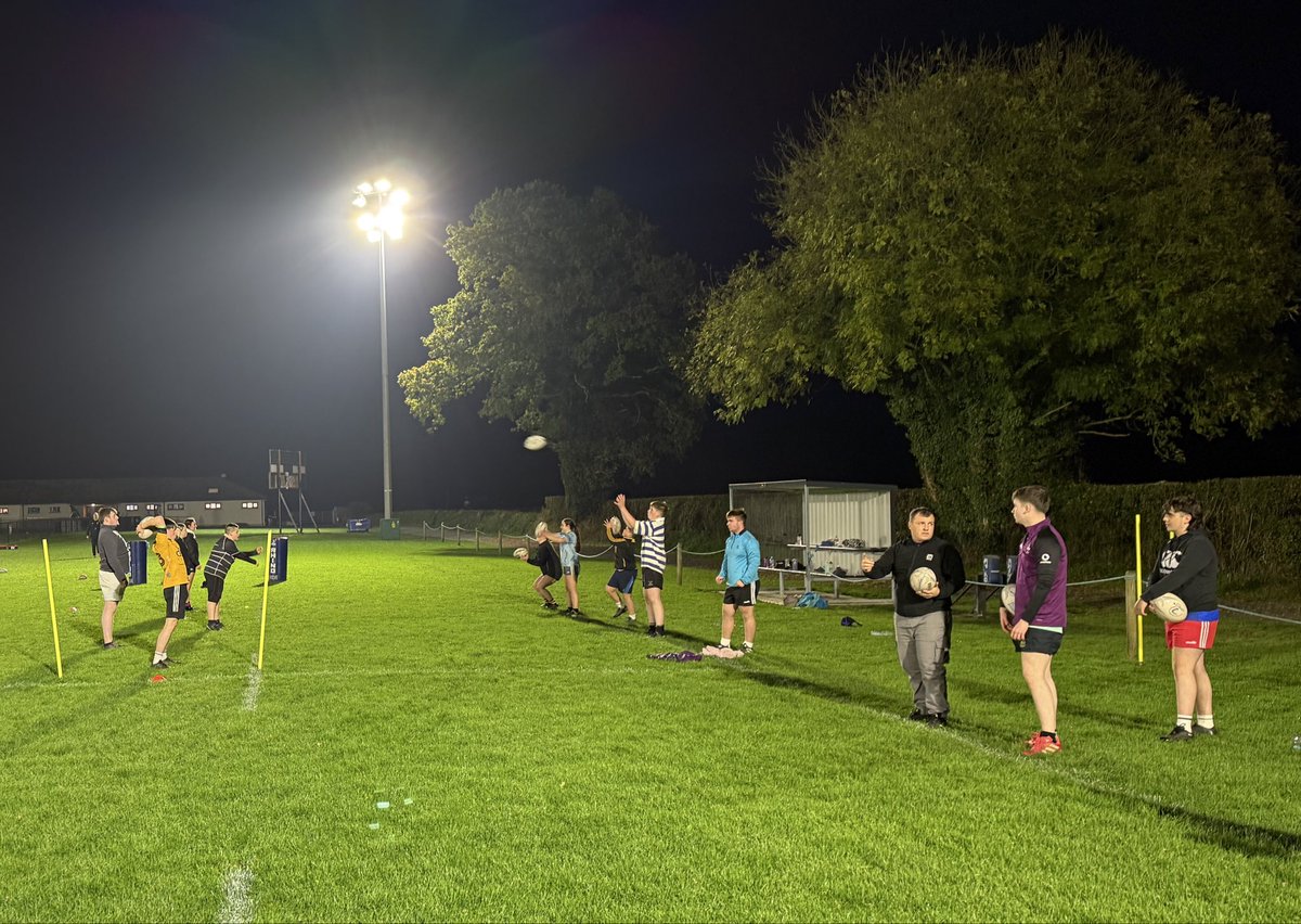 noel devlin tweet media