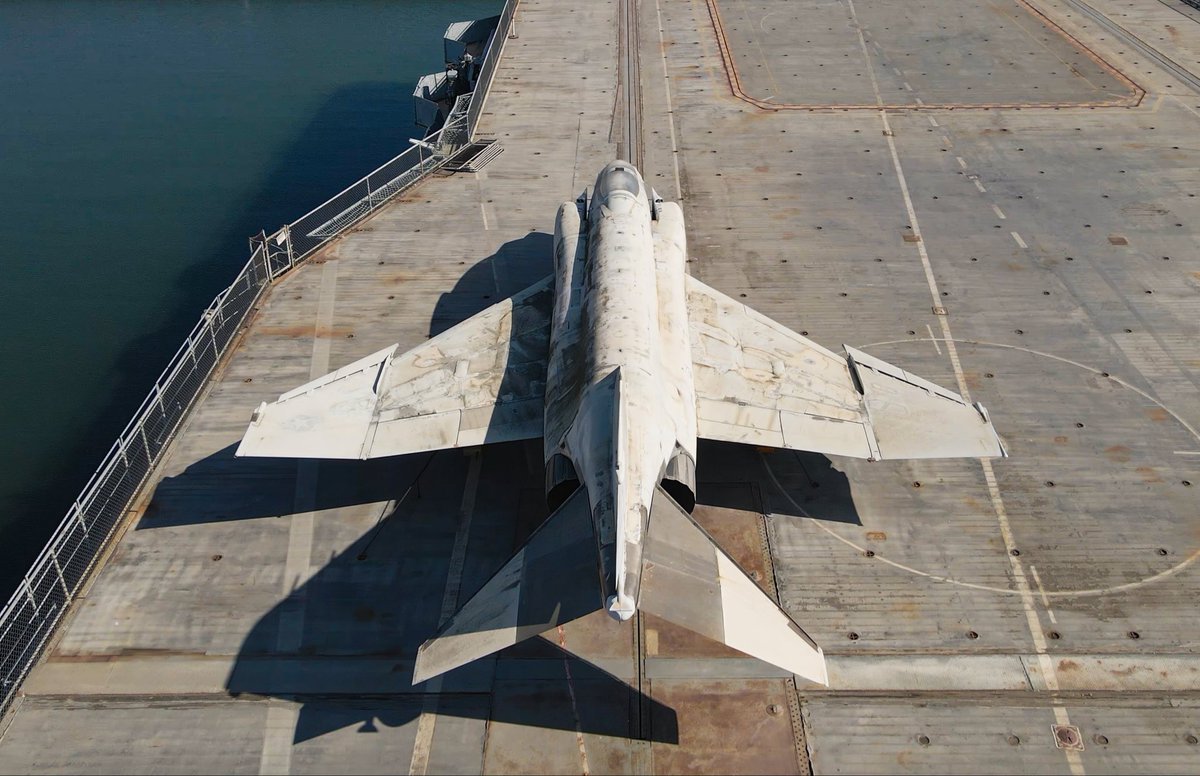 HornetMuseum's tweet image. PHANTOM FRIDAY 💥 Discover the backstory and restoration of our F-4 Phantom on YouTube!

“Restoration of the Last Phantom to fly off a Carrier”

📺: youtu.be/HkgPFl5y91E?si…

#f4phantom #phantomfriday #navy250