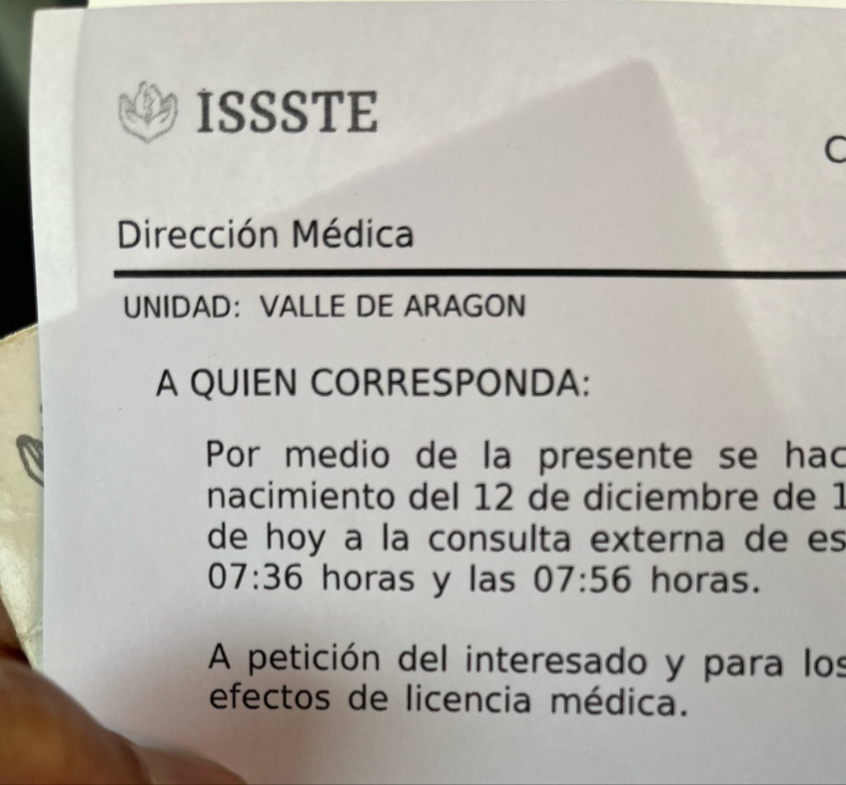 Mayra_Osio's tweet photo. Que el @ISSSTE_mx ahora genera sus constancias de tiempo “por sistema” pero que solo contempla el tiempo de cita. 
Hoy perdí casi una hora entre surtir la receta y agendar mi próxima cita mensual (porque empezaron a atender tarde), ¿y esa hora quién me la justifica? 😡 https://t.co/u3A7Ox2Zxb