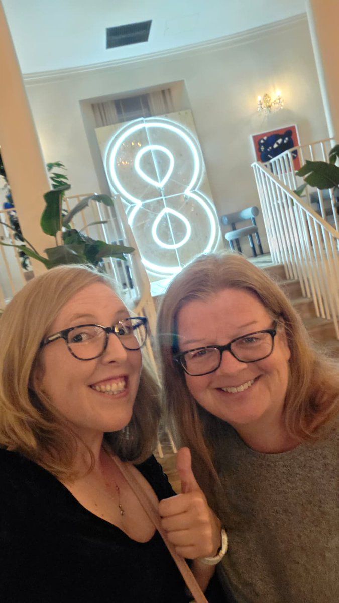 🎵 Big thanks to <a href="/FeaturedArtists/">The FAC</a>  for inviting us  to the Weare8 Live (music) session last night. These events are exactly what up-and-coming artists need. The support, the connections, the community—this is where tomorrow's festival headliners get their start. 🙌
#LiveMusic