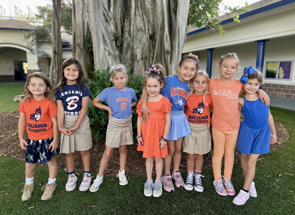 BenjaminBucs's tweet image. We’re closing out an amazing week with Orange &amp;amp; Blue Day!
Thank you to all our students, teachers, and families for bringing the energy all week long!
#GoBucs #SpiritWeek