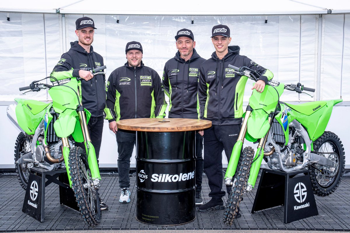 dirthubuk's tweet photo. ๐จ BREAKING: Joel Rizzi joins Charlie Cole at Sevenseven2 Ride Kawasaki for 2026 as they become the official Kawasaki team...
๐ Read the Full Story โก https://t.co/iXUEQwYjY0
๐ธ Kawasaki UK
#mx #motocross #moto #motox #dirthubuk #BritishMotocross #mxgb https://t.co/LXGzyQLl1G