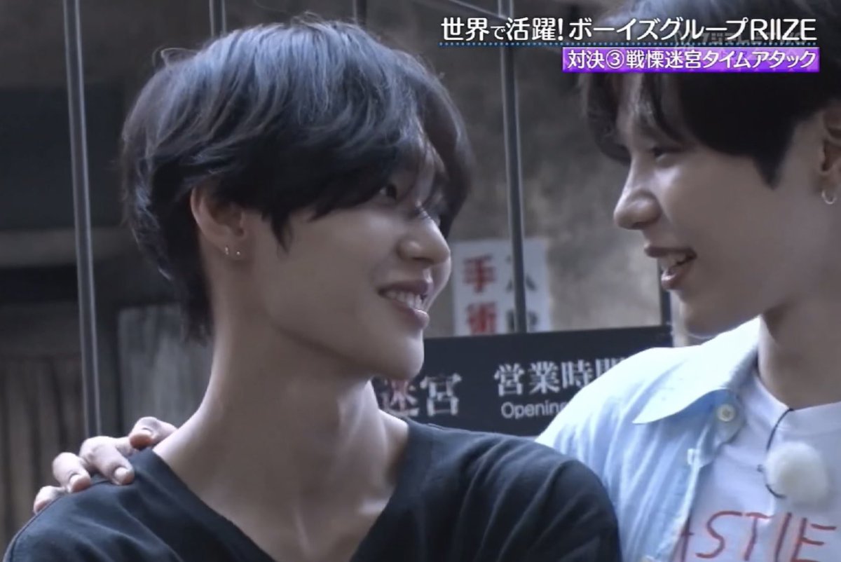wonbinhime's tweet photo. ウォンビンが怖い時いつもに増して近くなるのかわいいね、、、、、、 https://t.co/C9SrINqk8H