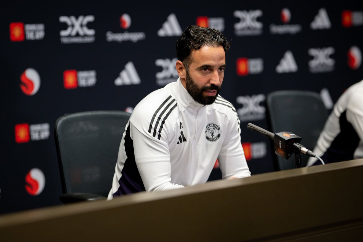 MUFCDH's tweet image. Ruben Amorim during the press conference for the Liverpool match. #MUFC