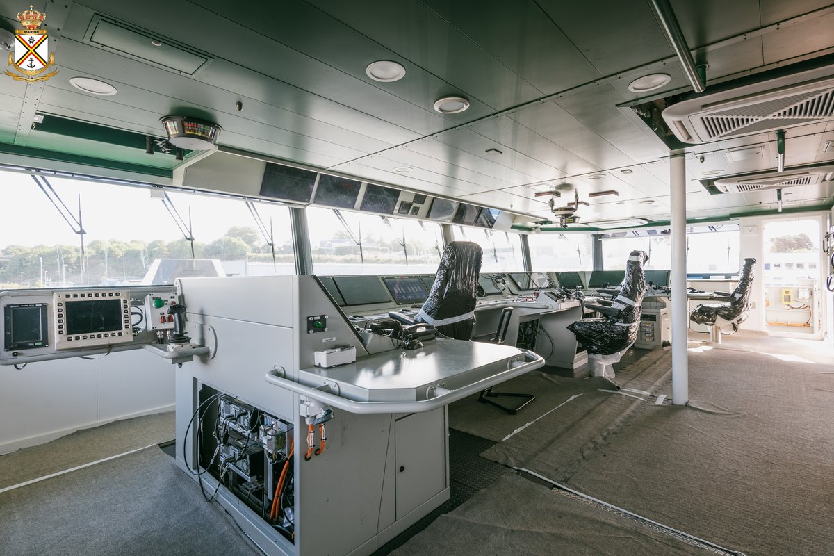 🚢 𝐄𝐯𝐞𝐫 𝐬𝐞𝐞𝐧 𝐚 𝐛𝐫𝐢𝐝𝐠𝐞 𝐭𝐡𝐢𝐬 𝐬𝐭𝐮𝐧𝐧𝐢𝐧𝐠? 👀

In August, we got a sneak peek inside the Oostende, the very first of six brand-new mine countermeasure vessels soon joining our fleet. 🇧🇪⚓