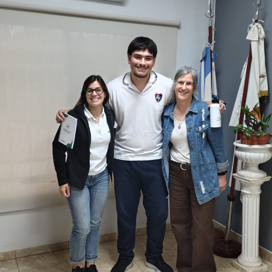 islaverdecoop's tweet image. Agradecemos a LAUTARO SEMPRINI por su trayecto durante las🎓 Pasantías Educativas en nuestra Cooperativa. Nos alegró mucho contar con tu participación!
Gracias Instituto Parroquial Monseñor Luis Kloster por confiar en nuestra institución para prácticas laborales de estudiantes.