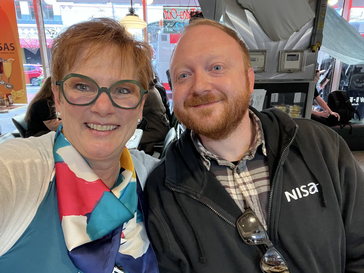 Rob_KRCM's tweet photo. #DF25 breakfast vibes at Mel’s Diner with Matt Janushanis—great convo about learning, growth, and the power of connection in the #Ohana. He’s now the newest member of #GingerForce. Here’s to keeping that Dreamforce energy going all year long. https://t.co/C2FYemzrDR