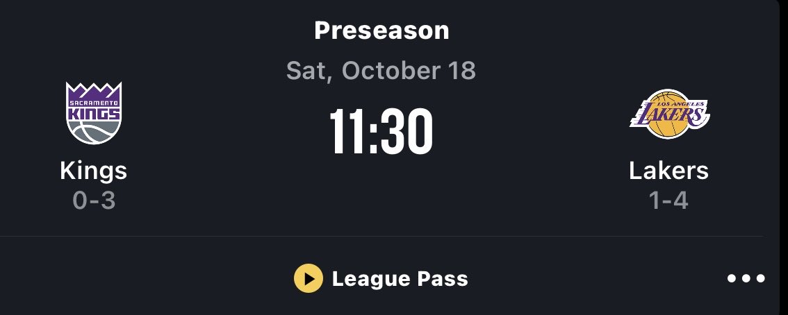 LAL_77luka's tweet image. よく考えたら...
明日は試合だ！リアタイだ✨️
徹夜は無理だ…

バッシュ見てニヤニヤしてます。
おやすみなさい♥️
#LakeShow