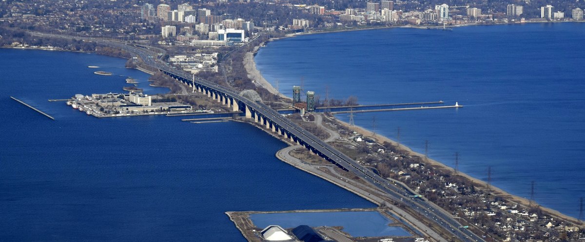 📍CANCELLED 
 
BURLINGTON SKYWAY TRAFFIC UPDATE 

Please be advised that QEW Fort Erie-bound at Burlington Skyway will no longer have two lanes closed this weekend.

There may be another date announced.

For more info: burlingtonskyway.ca