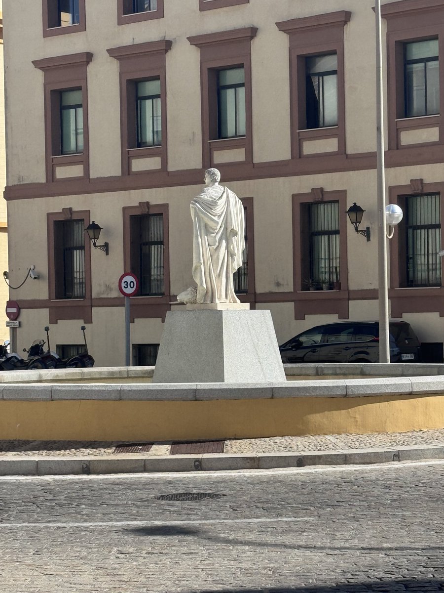 RobRasner's tweet image. New Adventure! Enjoying a day in the small village in the south of 🇪🇸 Spain. Everything from beaches to shops and restaurants to nice people and an incredible atmosphere!
#blessed #spain #cadiza #GlobeTrotter #magician #tourlife #grateful #travellog