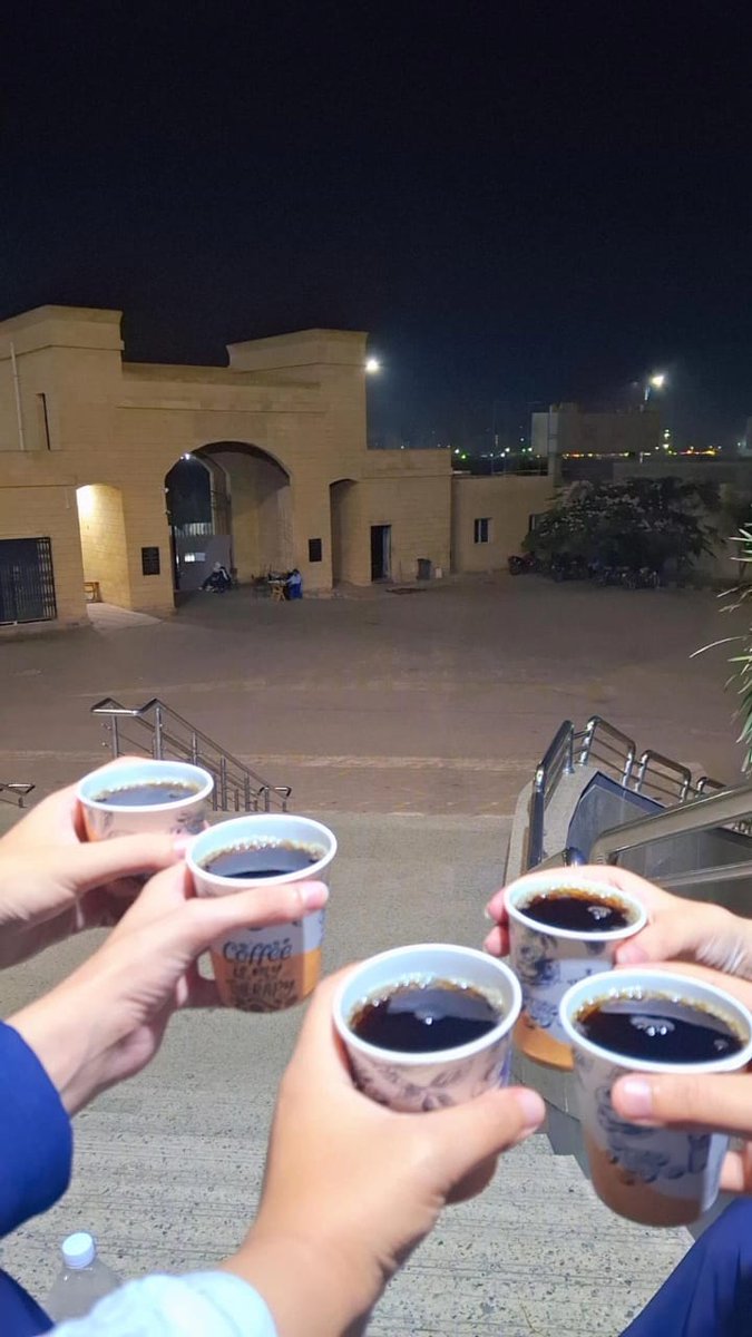 amera_el90's tweet photo. طول عمره شهر واو https://t.co/z1noTBWb1Q