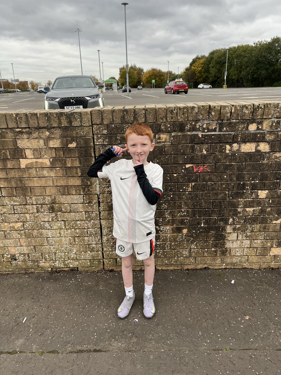MarcRobson12's tweet photo. Channel his inner Pedro Neto after an amazing few days at the @Player2Pro_ thanks to Lorenzo, Sam and Murray ⚽️ until next time #player2pro https://t.co/xa2LRSNIVH