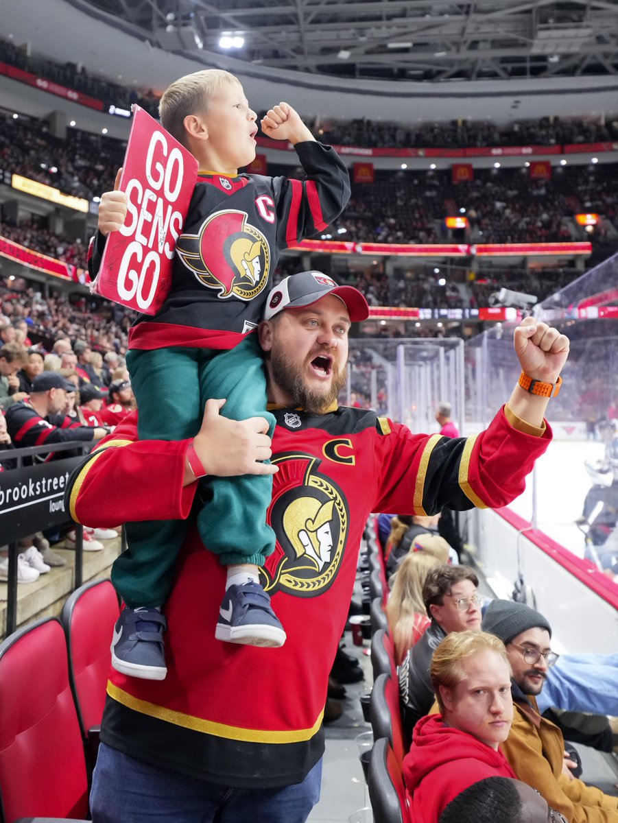 Senators's tweet photo. Oh what a night!

Last night's #IgniteTheRed game presented by @AirCanada had it all. A #Sens comeback WIN, @AirCanada celebrating community heroes, and of course a whole lot of red in the crowd! 🔴

Can't wait for the next one against Boston on Oct. 27! https://t.co/xzpaw5Qpc2