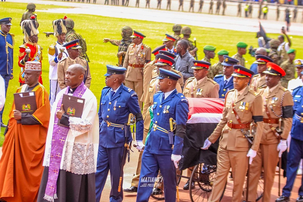 MarthaKarua's tweet photo. Today, as we were honoring a giant, I felt we were witnessing two ceremonies in one, the genuine prayers and tributes from the podium, and the people's vibrant chants of mourning & honor.

The priest’s condemnation of the looting that betrays our nation’s future stood apart from the crowd's passionate tribute. 

For me, this is our charge: to carry both the prayer and the people’s hope for a better and just Kenya. The fight continues!

Aluta Continua!

#RIPKinaraWangu #RestInPower
