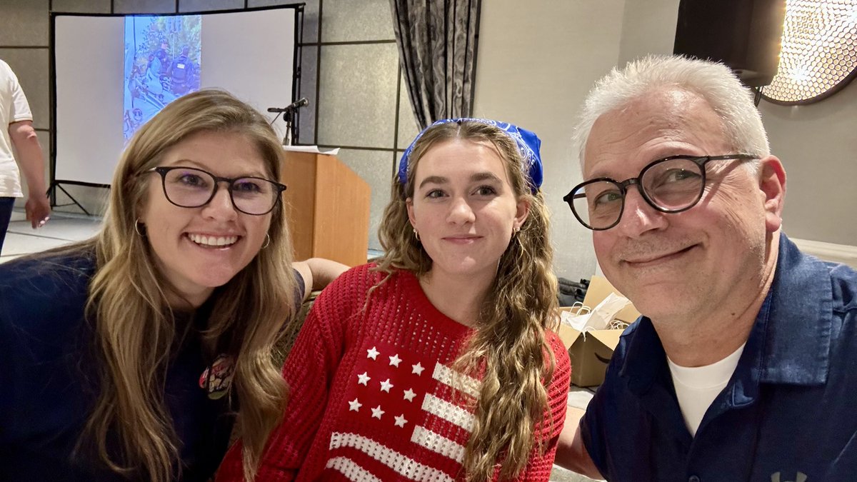 CGProgram's tweet image. Next Saturday (Oct. 25) my conversations with three remarkable veterans from the 33rd CV Honor Flight. And you won’t want to miss the talented Selah Neal and @korimjames from our media team. They’ll join me live to discuss the entire experience. #TheCGP @CVHonorFlight @thefeather