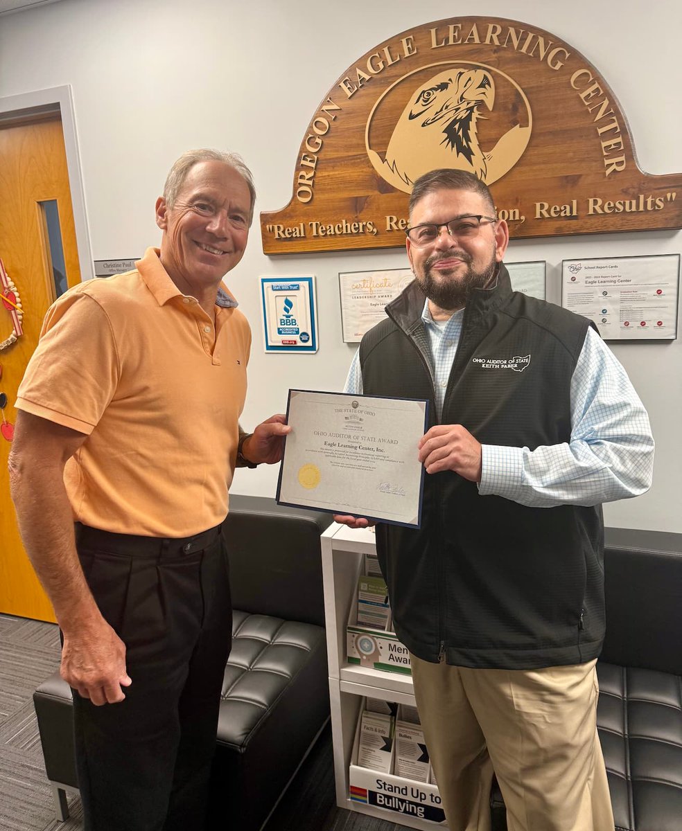 Eagle Learning Center (Superintendent Joe Wasserman, left) received the Auditor of State Award in recognition of its recent clean audit report ✅